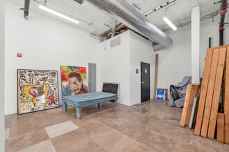 4671-4681 Huntington Dr S, Los Angeles, CA for lease Interior Photo- Image 2 of 8