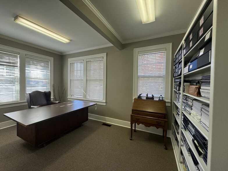 210 State St, Little Rock, AR for lease - Interior Photo - Image 3 of 6