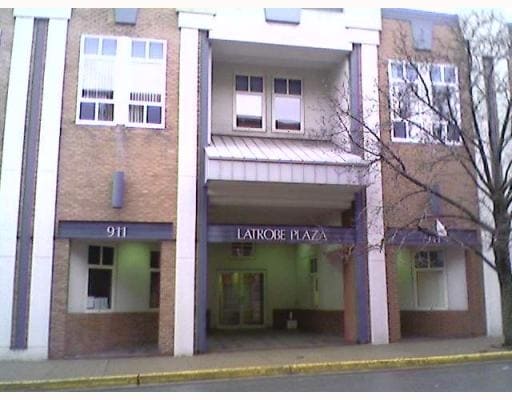 911 Ligonier St, Latrobe, PA à louer - Photo du bâtiment - Image 2 de 43