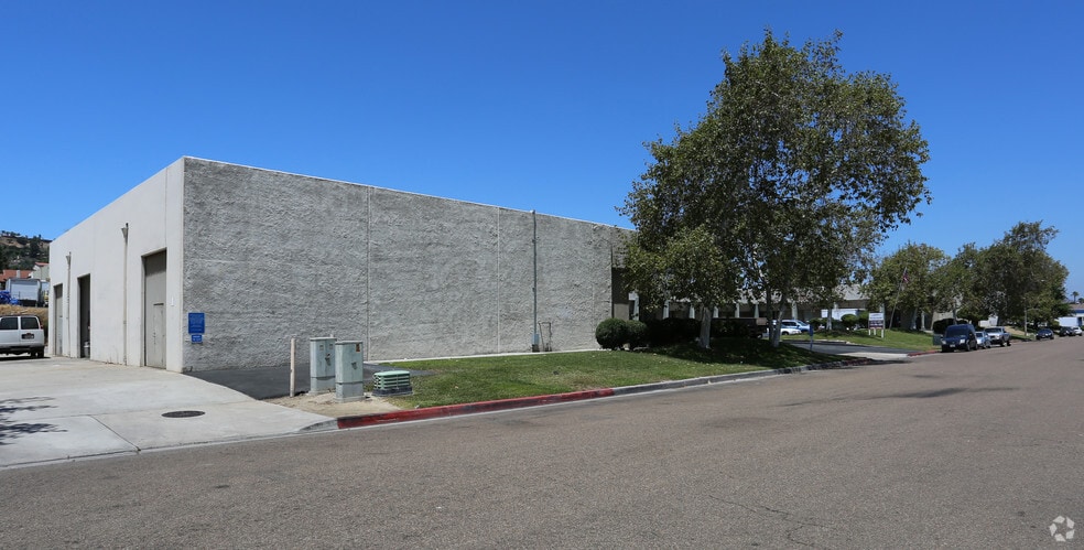 1452-1548 Fayette St, El Cajon, CA for lease - Building Photo - Image 2 of 9