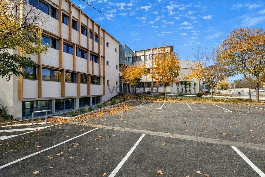 35 Avenue De L'Escadrille Normandie-Niemen, Blagnac à louer - Photo du bâtiment - Image 1 de 8