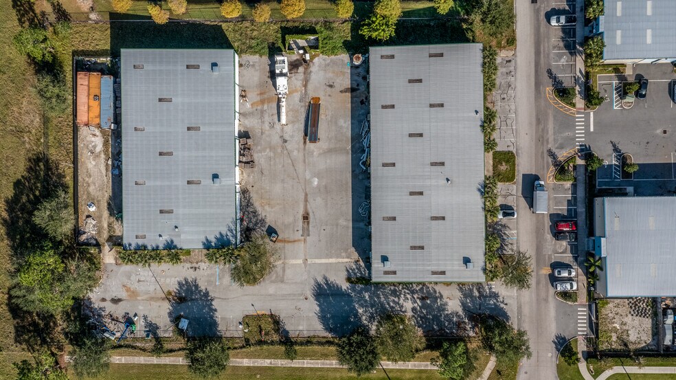 1770 Business Center Ln, Kissimmee, FL à louer - Aérien - Image 2 de 23