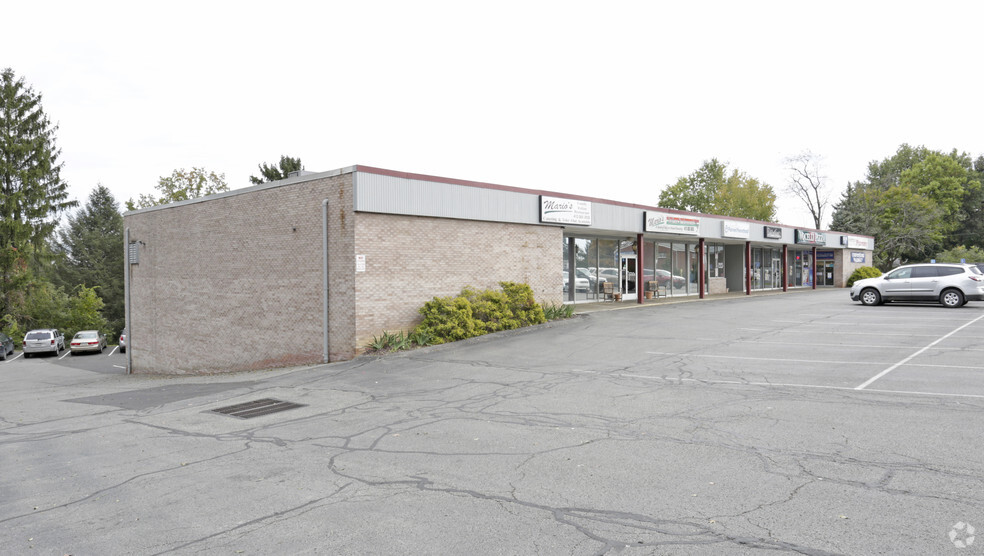 935 Beaver Grade Rd, Moon Township, PA for lease - Primary Photo - Image 1 of 10