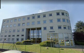 Plus de détails pour 17 Rue Des Frères Lumière, Plaisir - Bureau à louer