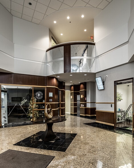 777 Beachway Dr, Indianapolis, IN à louer - Photo intérieure - Image 3 de 14