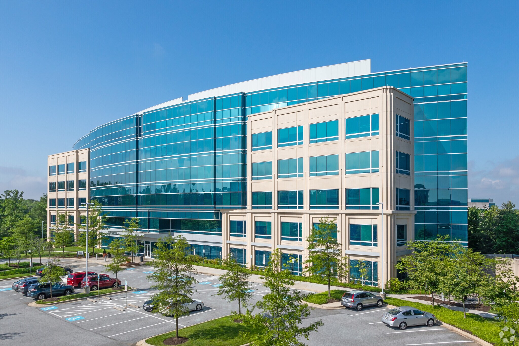 300 Sentinel Dr, Annapolis Junction, MD à louer Photo du bâtiment- Image 1 de 7