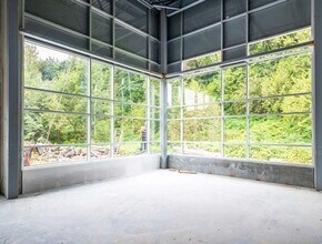1325 Riverside Rd, Abbotsford, BC for lease Interior Photo- Image 1 of 13