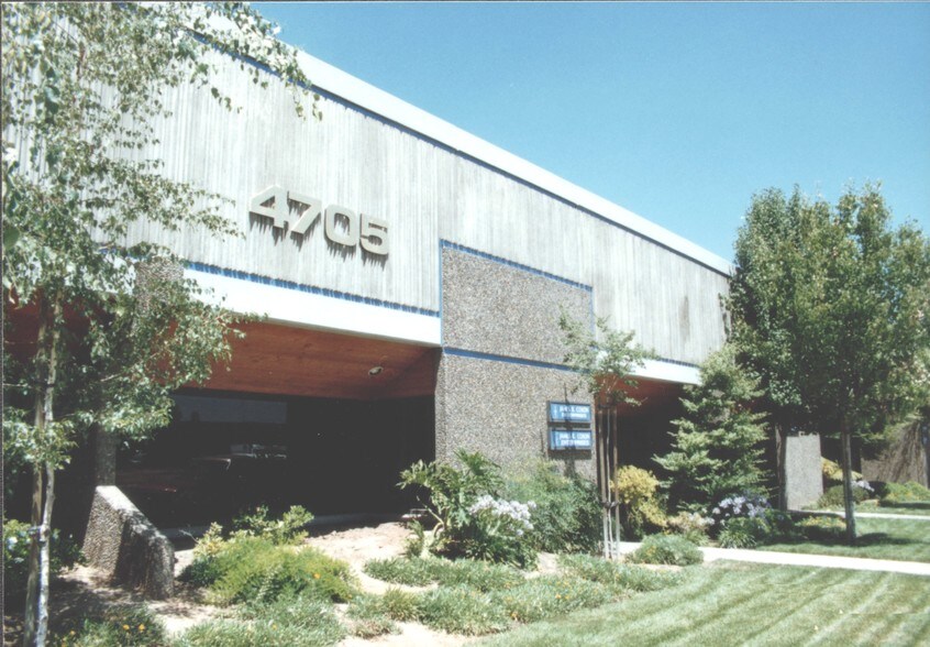 4705 N Sonora Ave, Fresno, CA à louer - Photo du bâtiment - Image 3 de 4