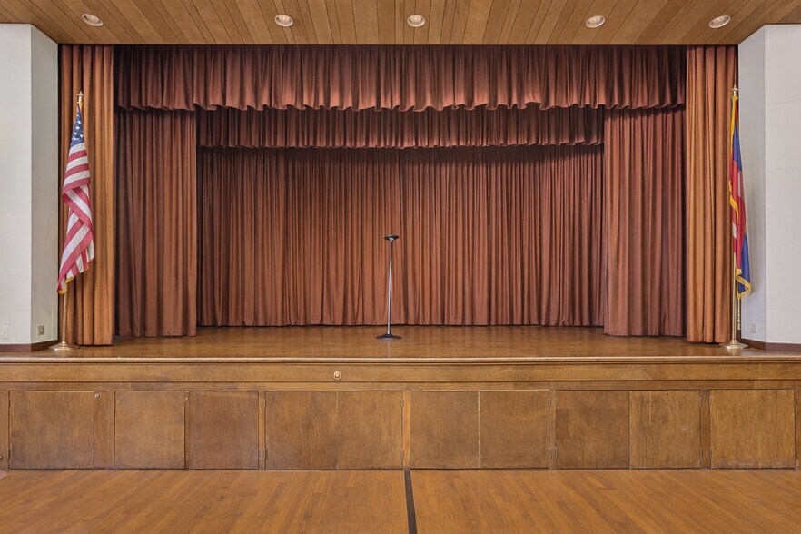 2610 Bergenline Ave, Union City, NJ à louer - Photo du bâtiment - Image 3 de 35