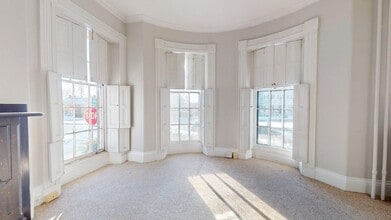 44 Penobscot St, Bangor, ME à louer Photo intérieure- Image 1 de 14