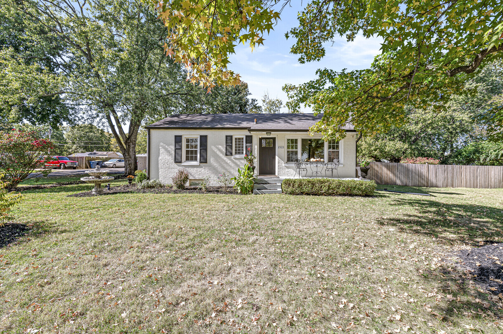 8502 Evergreen Ave, Indianapolis, IN for sale Primary Photo- Image 1 of 1