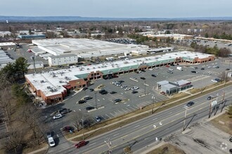 1770 Central Ave, Colonie, NY à louer Photo principale- Image 1 de 7