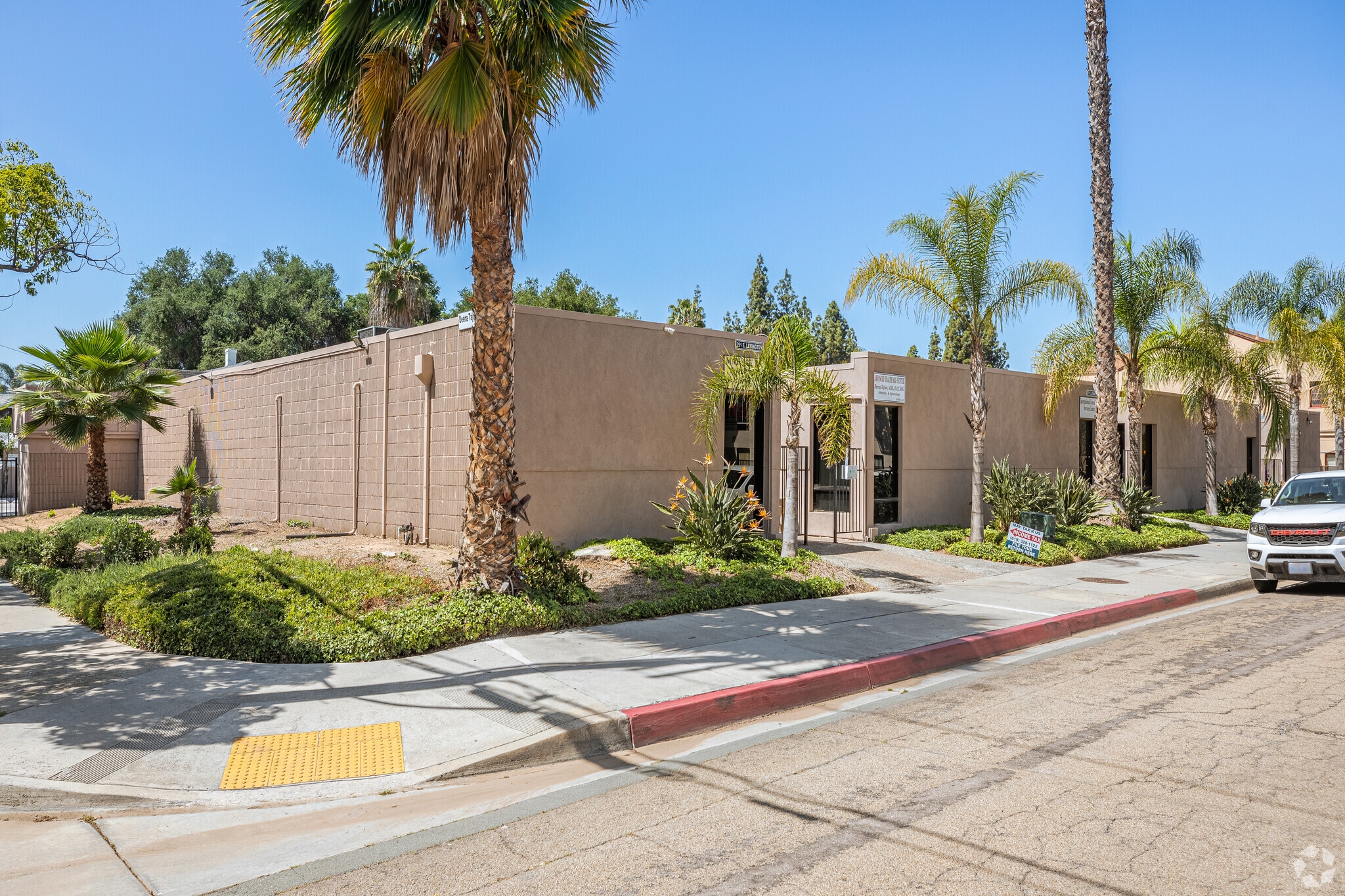 269-291 E Lexington Ave, El Cajon, CA for sale Building Photo- Image 1 of 9