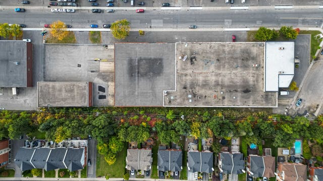 6950 Boul Couture, Montréal, QC for lease - Building Photo - Image 2 of 14