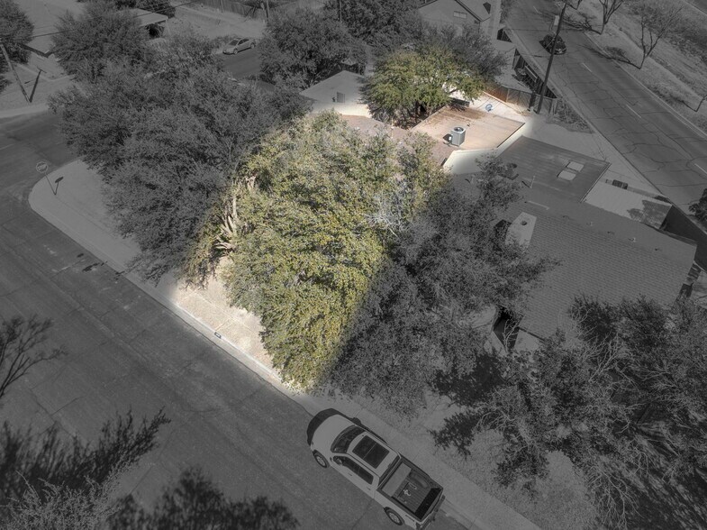 25 SFH Portfolio portefeuille de 6 propriétés à vendre sur LoopNet.ca - Photo du bâtiment - Image 2 de 54