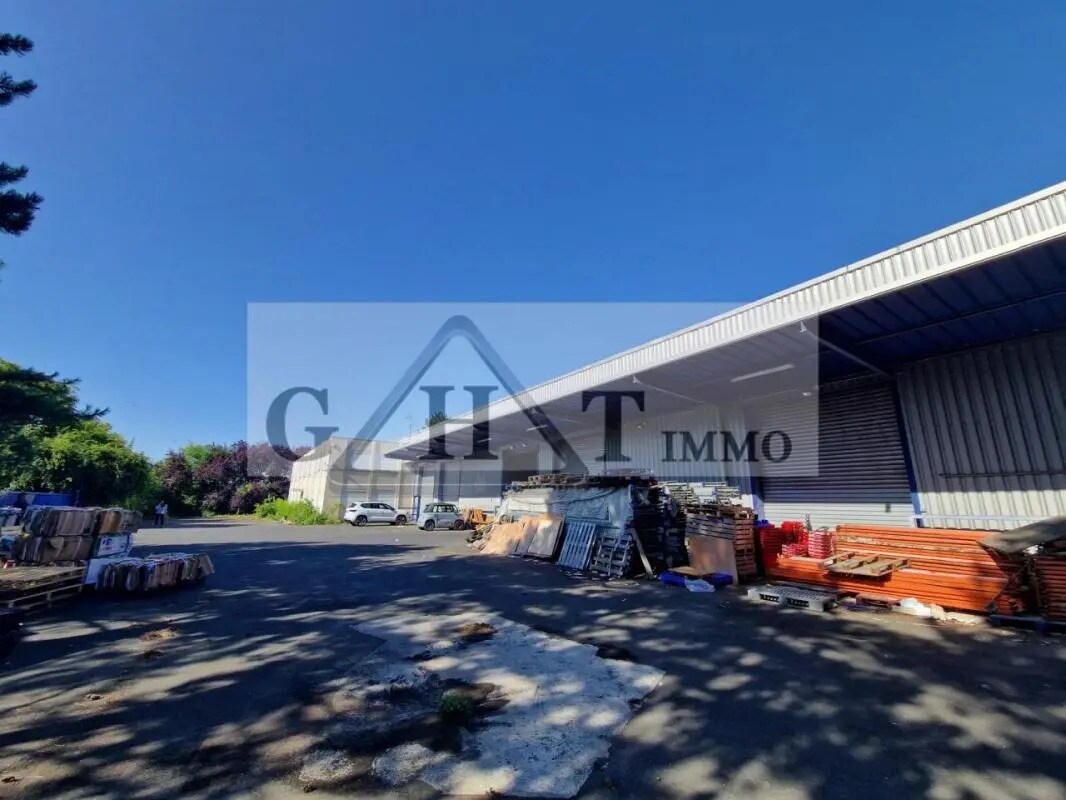 Office in Sarcelles for lease Building Photo- Image 1 of 11