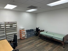 6435-6471 W Commercial Blvd, Tamarac, FL à louer Photo intérieure- Image 2 de 11