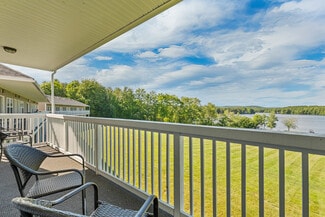 More details for 280 S Main St, Wolfeboro, NH - Hospitality for Sale