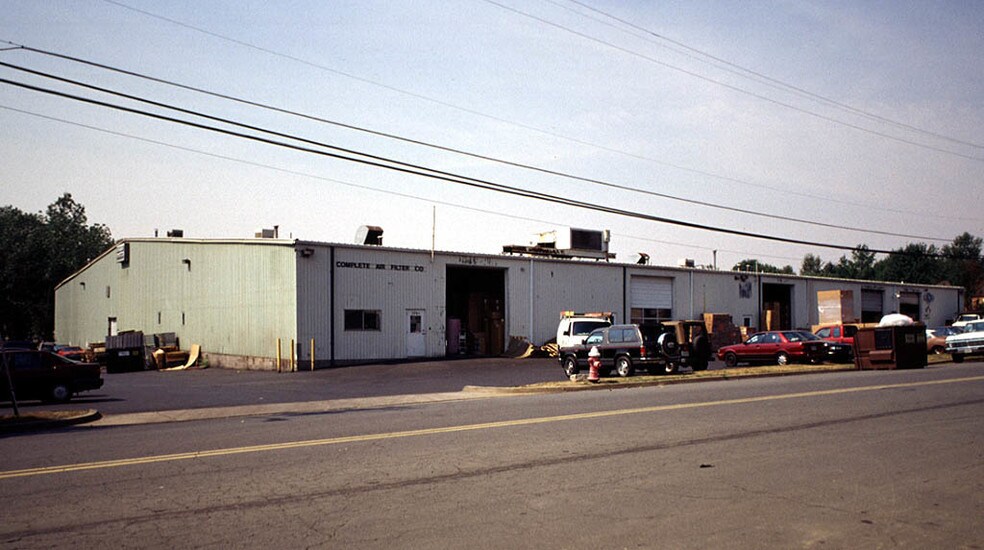 3170 Draper Dr, Fairfax, VA à vendre - Photo du bâtiment - Image 3 de 4