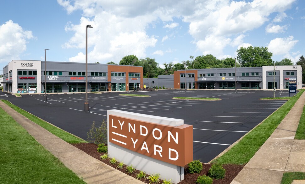 808-812 Lyndon Ln, Louisville, KY à louer - Photo du bâtiment - Image 1 de 13