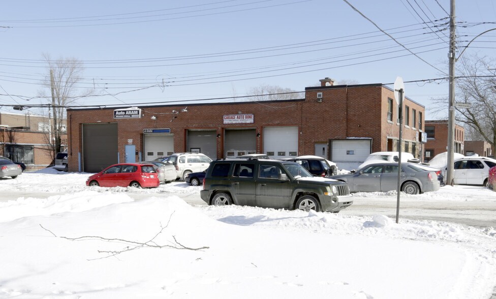 4965-4975 St De Sorel, Montréal, QC for lease - Primary Photo - Image 1 of 3