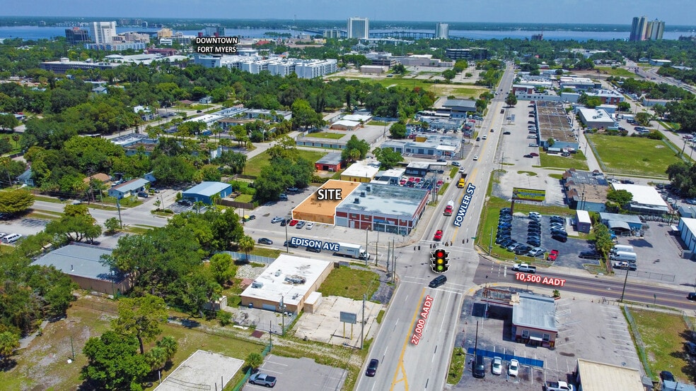2467-2469 Edison Ave, Fort Myers, FL à vendre - Aérien - Image 2 de 22