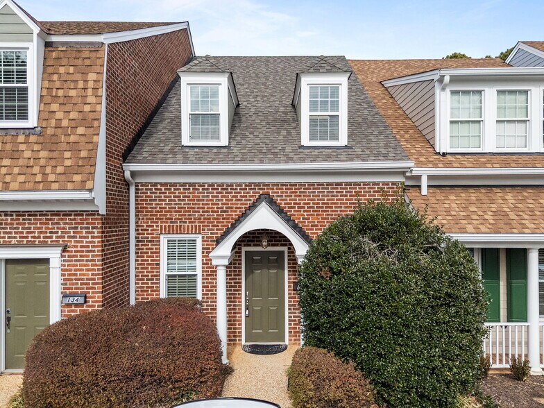 124-134 Wind Chime Ct, Raleigh, NC à louer - Photo du bâtiment - Image 2 de 24