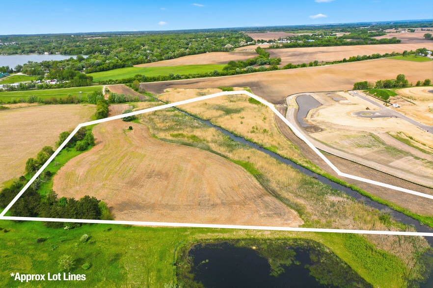 Running Brook Farm Blvd, Johnsburg, IL for sale - Building Photo - Image 2 of 11