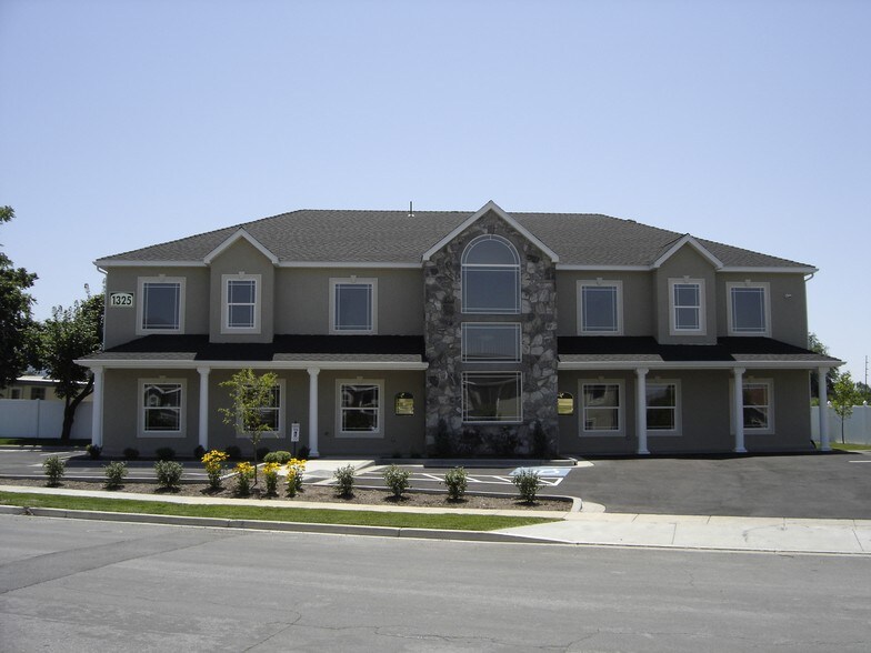 1325 N Main St, Bountiful, UT à louer - Photo du bâtiment - Image 2 de 3