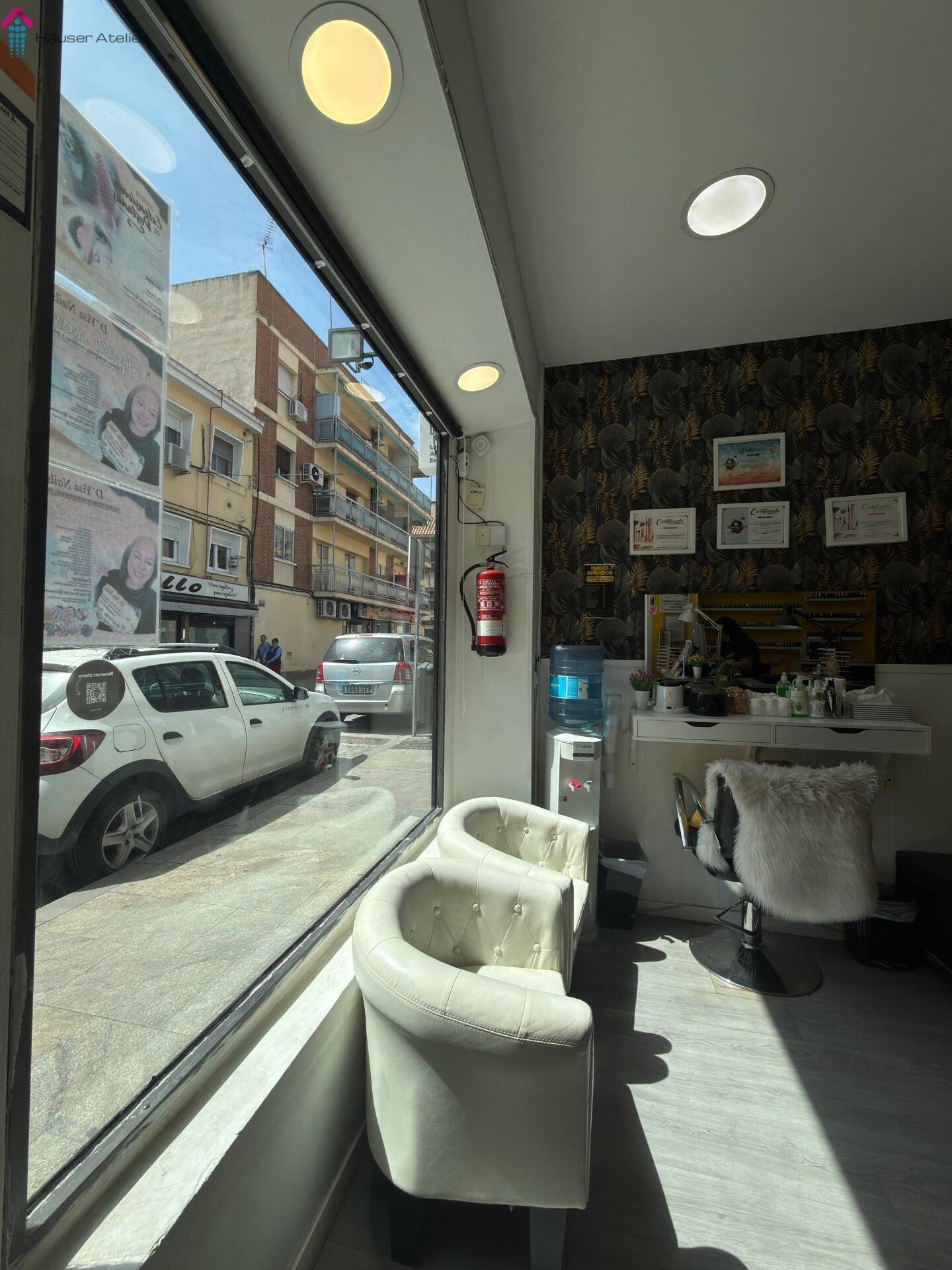 Retail in Madrid, Madrid for lease Primary Photo- Image 1 of 4