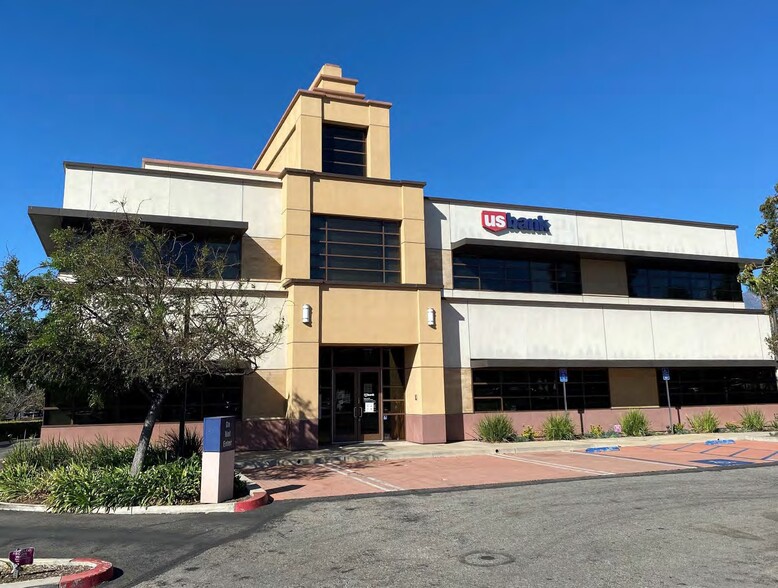 8047 Day Creek Blvd, Rancho Cucamonga, CA for lease - Primary Photo - Image 1 of 5