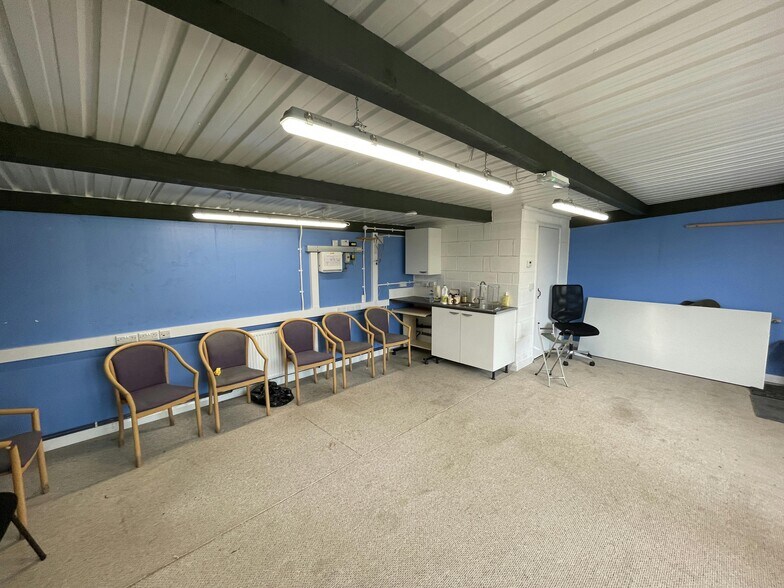 Milton Cmn, Great Milton à louer - Photo du bâtiment - Image 3 de 8