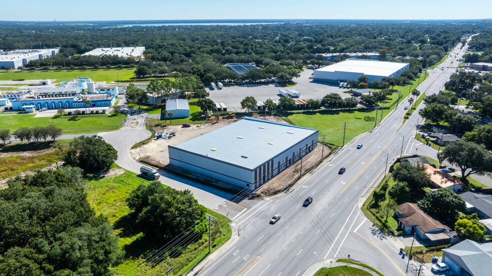 1530 Kendrick Ln, Lakeland, FL à louer - Photo du bâtiment - Image 2 de 3