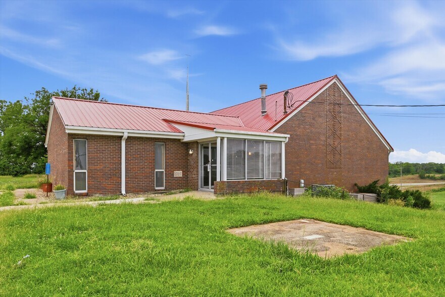105 Goldenrod Ave, Ozawkie, KS à vendre - Photo principale - Image 2 de 23