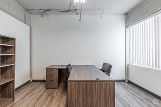 80 SE Madison St, Portland, OR for lease Interior Photo- Image 2 of 8