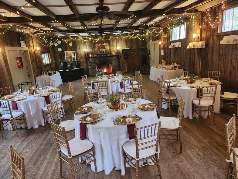 247 Woodbound Rd, Rindge, NH à vendre - Photo du bâtiment - Image 2 de 5