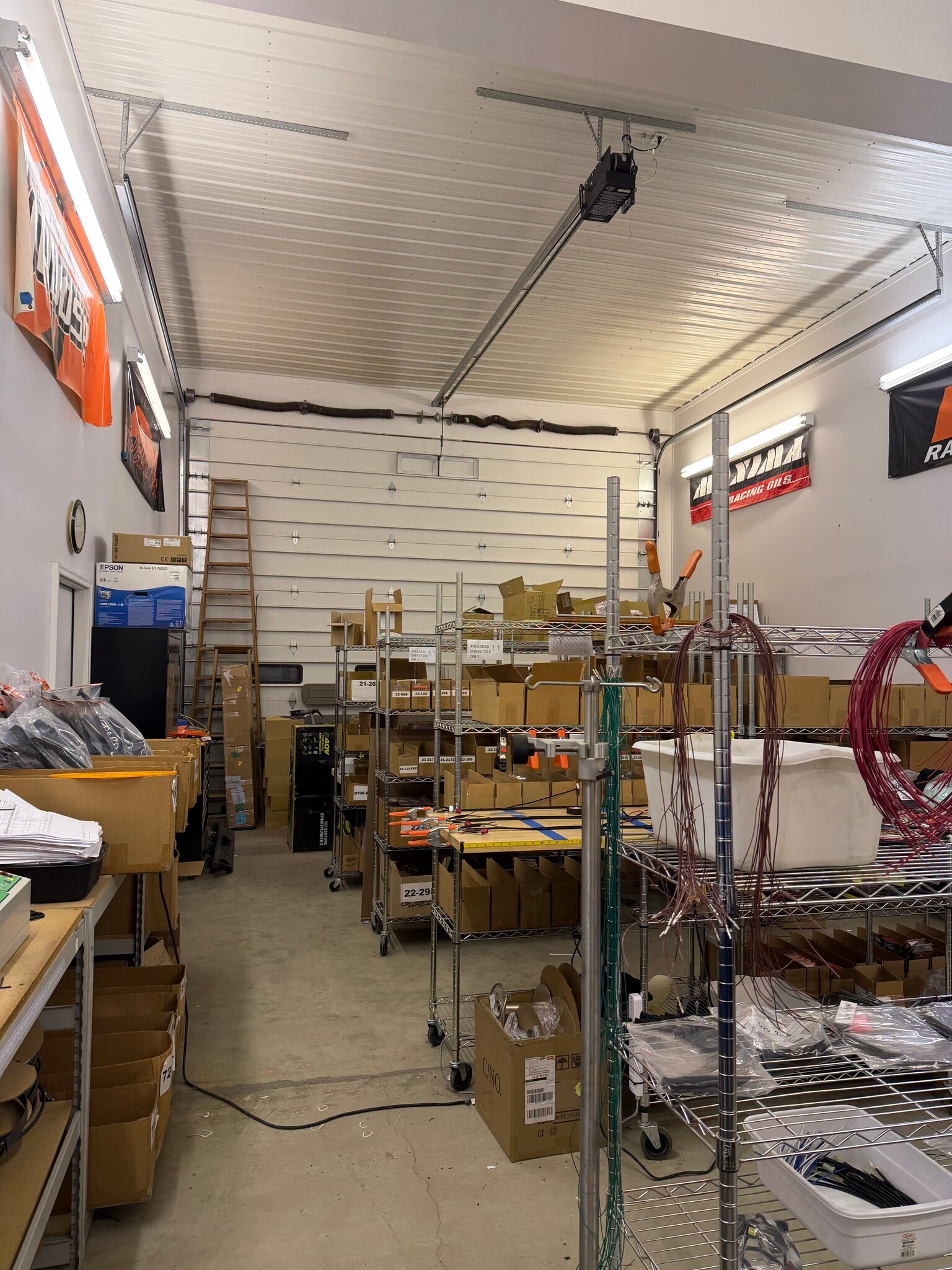 9650 Dixie Hwy, Clarkston, MI for lease Primary Photo- Image 1 of 5