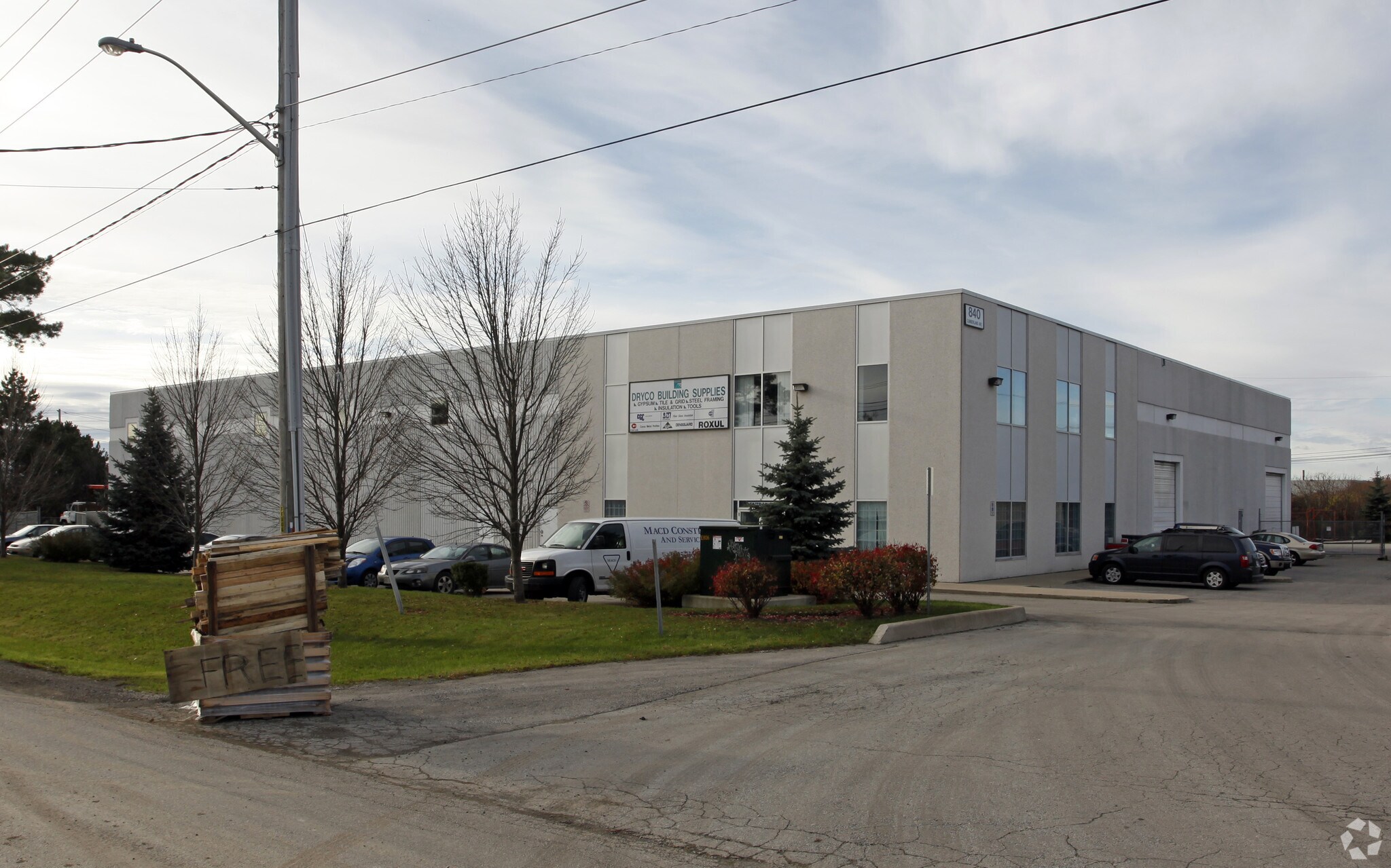 840 Cumberland Ave, Burlington, ON à vendre Photo principale- Image 1 de 1