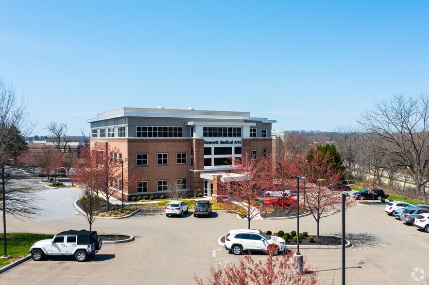 721 E Baltimore Pike, Kennett Square, PA for lease - Building Photo - Image 2 of 4