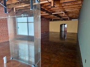 108-118 E Amerige Ave, Fullerton, CA for lease Interior Photo- Image 1 of 8