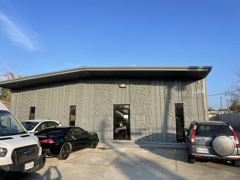 1826 Ojeman Rd, Houston, TX à vendre - Photo du bâtiment - Image 3 de 12