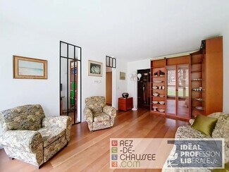 Plus de détails pour Bureau à vendre