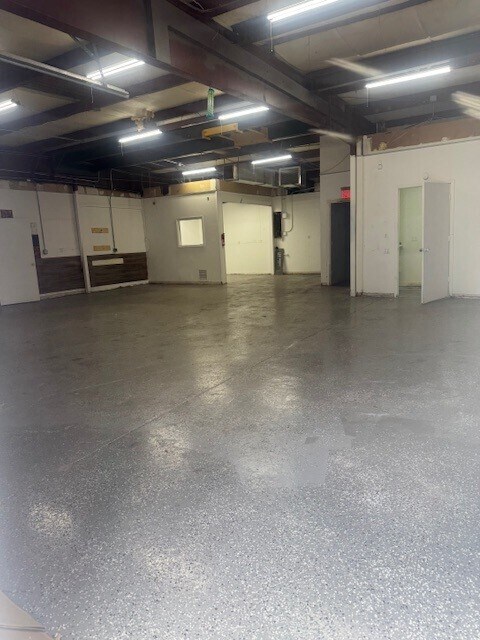 13080 Belcher Rd, Largo, FL for lease Interior Photo- Image 1 of 6