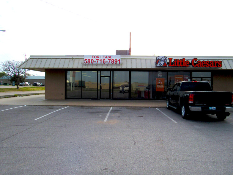 2709 N 14th St, Ponca City, OK for sale - Building Photo - Image 1 of 1