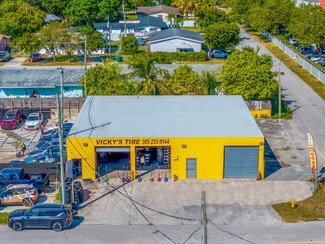 Plus de détails pour 11300 SW 208th Dr, Miami, FL - Industriel à vendre
