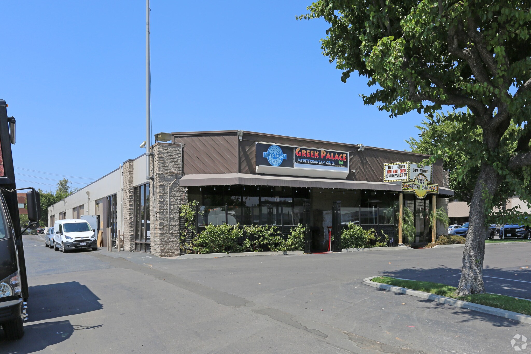 8878 Clairemont Mesa Blvd, San Diego, CA à vendre Photo du bâtiment- Image 1 de 1