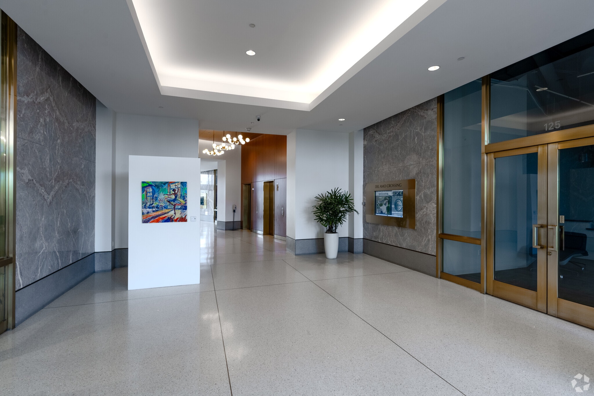 21515 Hawthorne Blvd, Torrance, CA for lease Interior Photo- Image 1 of 4