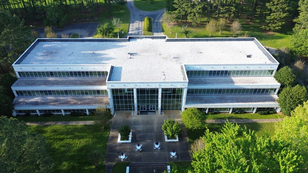 200 Hunter Place, Youngsville, NC for lease - Building Photo - Image 3 of 6