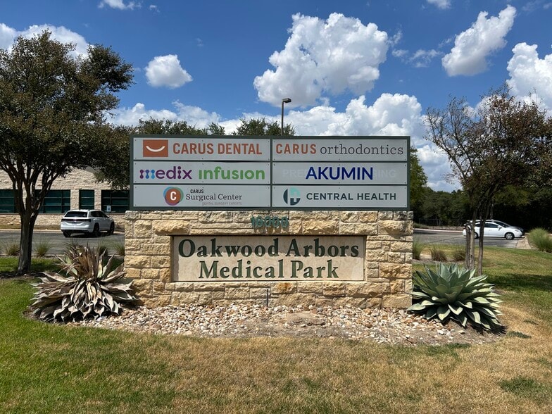 16000 Park Valley Dr, Round Rock, TX for lease - Building Photo - Image 2 of 5