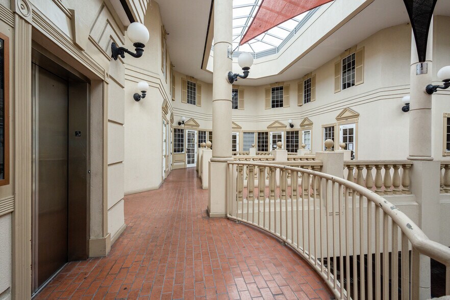 407 Wekiva Springs Rd, Longwood, FL à louer - Photo intérieure - Image 3 de 14